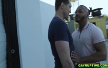 Dude uses a hookup app to cheat his wife with gay man!